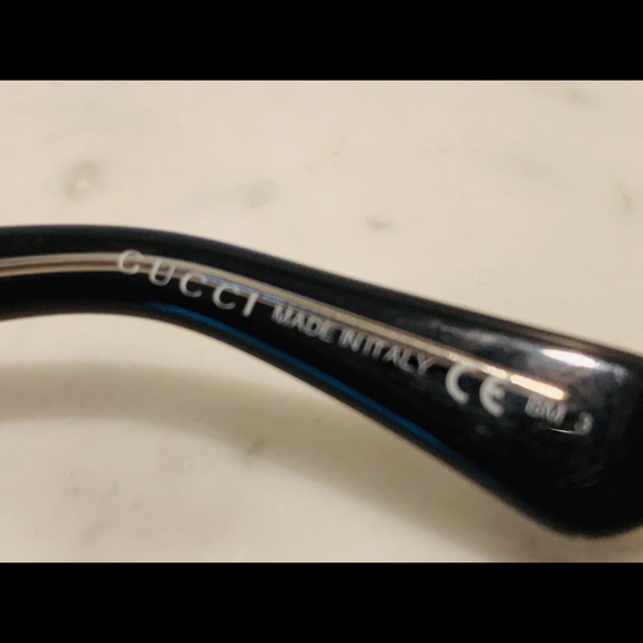 Gucci Sunglasses - Picture 4 of 6